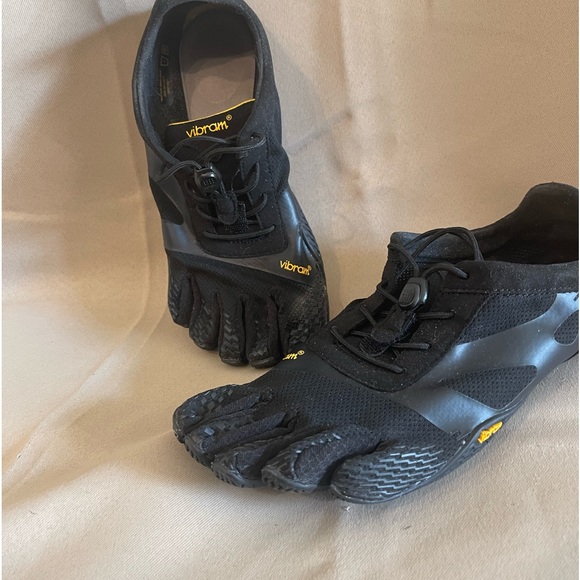 Flat vibram slipper - Picture 3 of 5